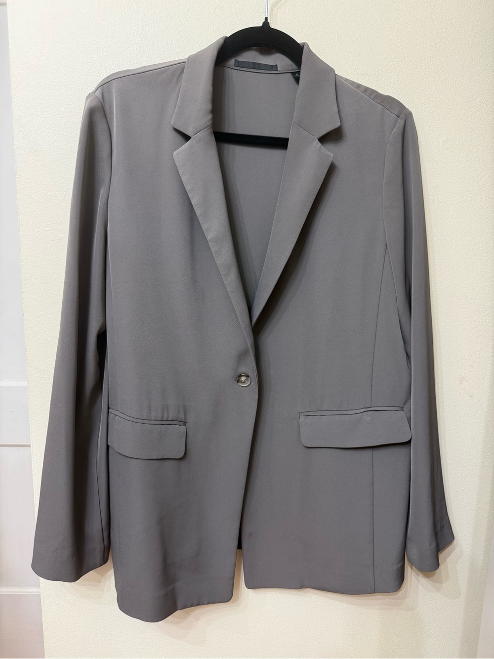 Uniqlo M Single Button Blazer Classic Work Comfort Relaxed Fit Preppy Minimalist